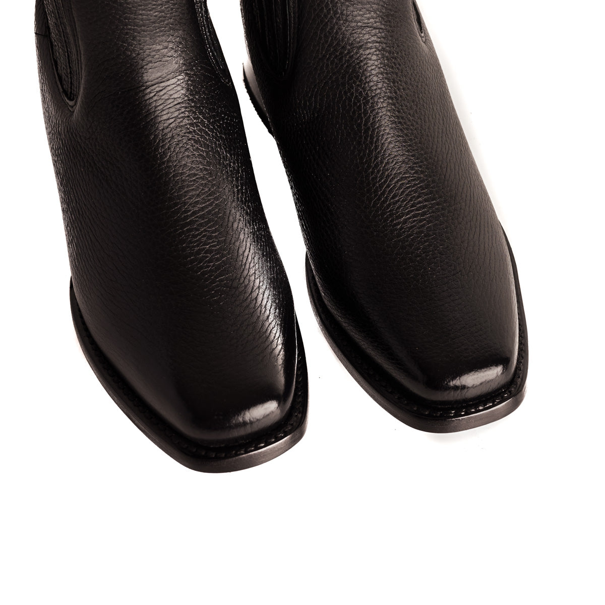704 VENADO NEGRO