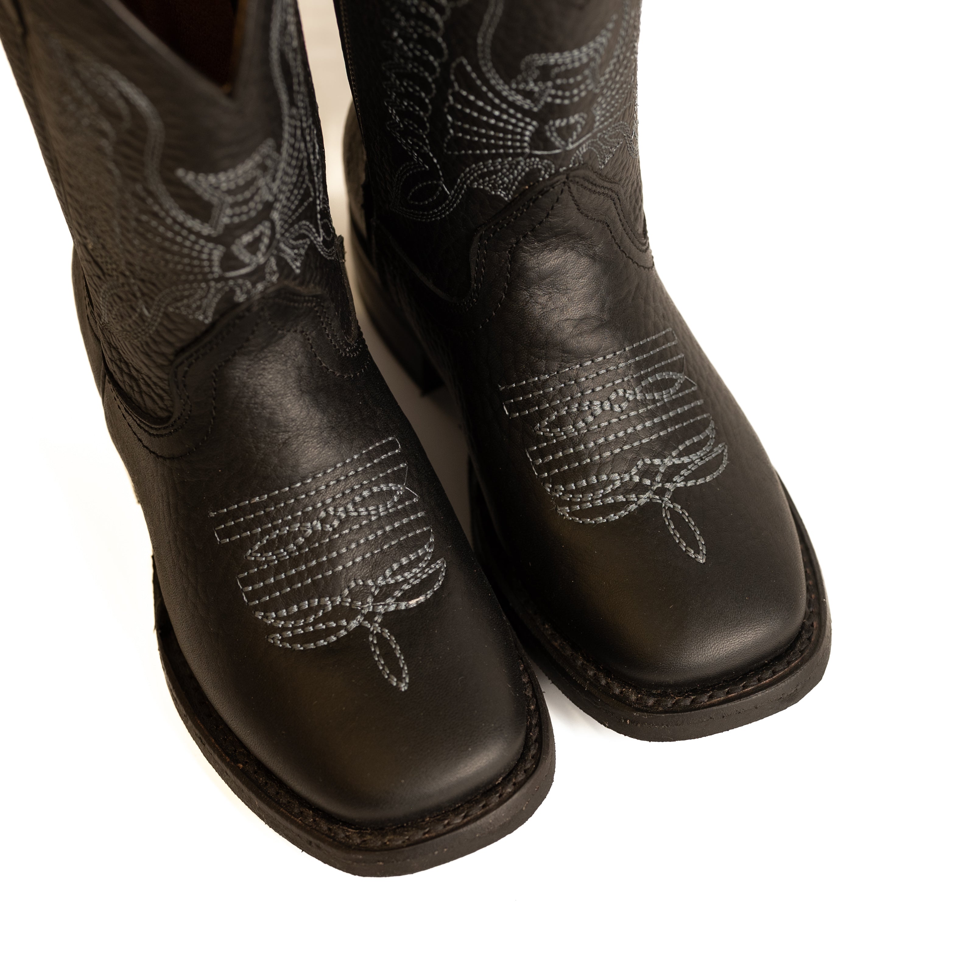 N485 BULLFIGHT NEGRO